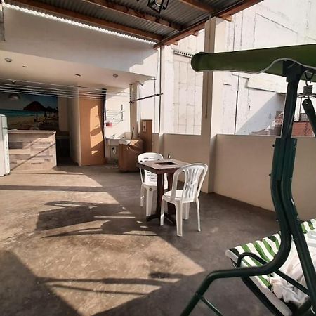 Guest House 툼베스 외부 사진