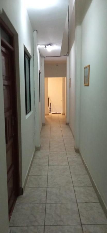 Guest House 툼베스 외부 사진