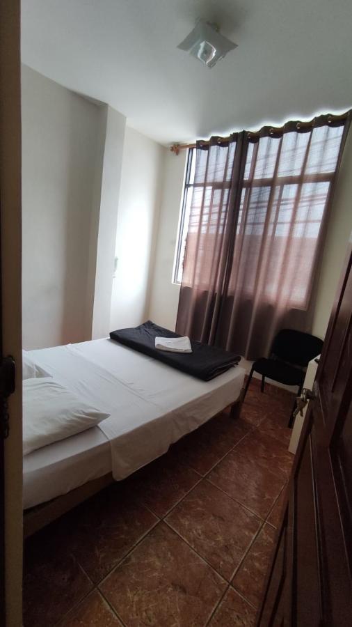 Guest House 툼베스 외부 사진
