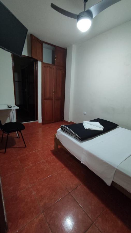 Guest House 툼베스 외부 사진